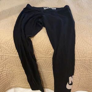 Nike leggings